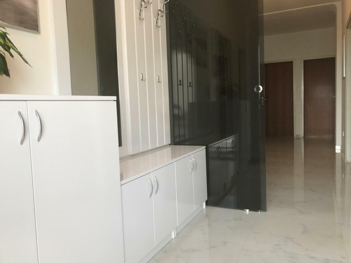 Vila Rojana Vodice Bagian luar foto